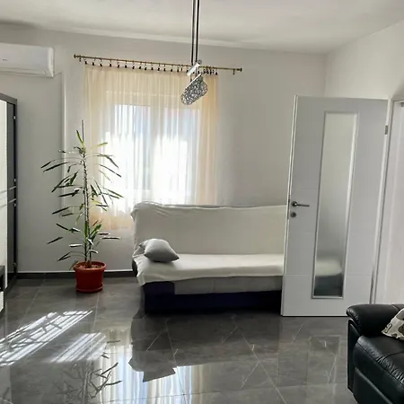 Apartment Oblak Vrsi Exterior photo